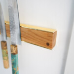 Wall Mounted Magnetic Wood Knife Rack - Oak Brass closeup