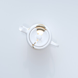 Kintsugi Collection Fine Bone China Porzellan Teekanne - Weißer Hintergrund