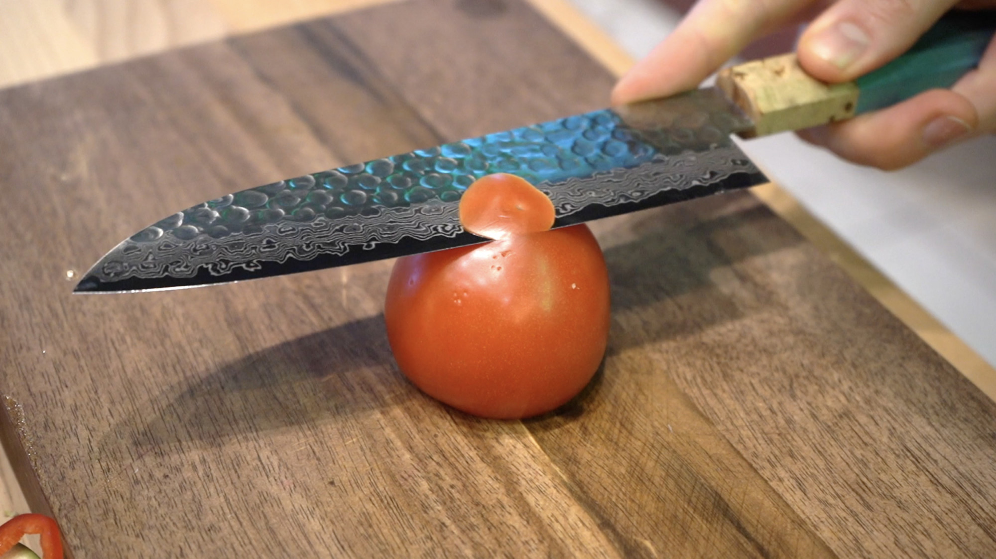 Tomato sharpness test Santoku