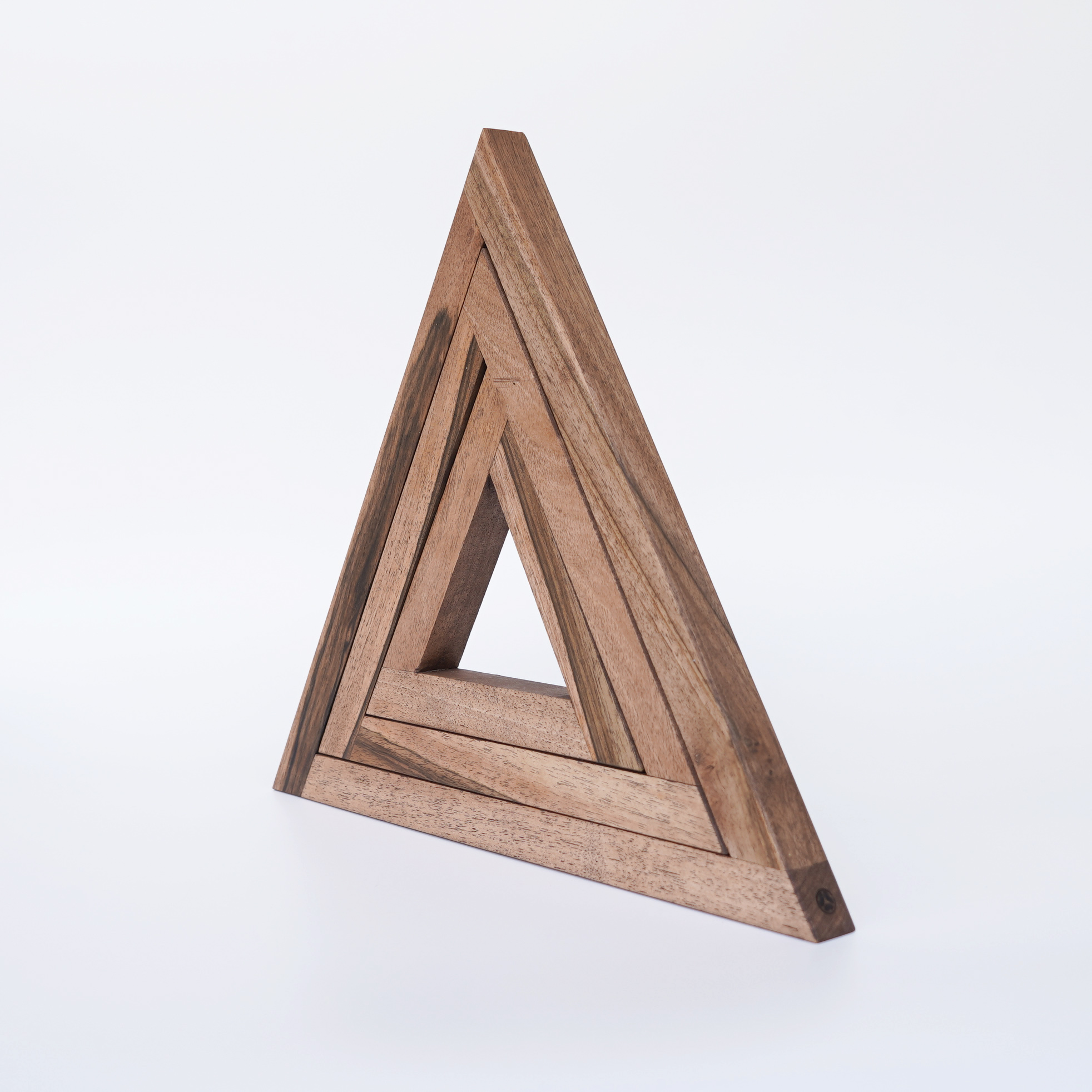 Wooden Triple Trivet Stand – Walnut– sideways