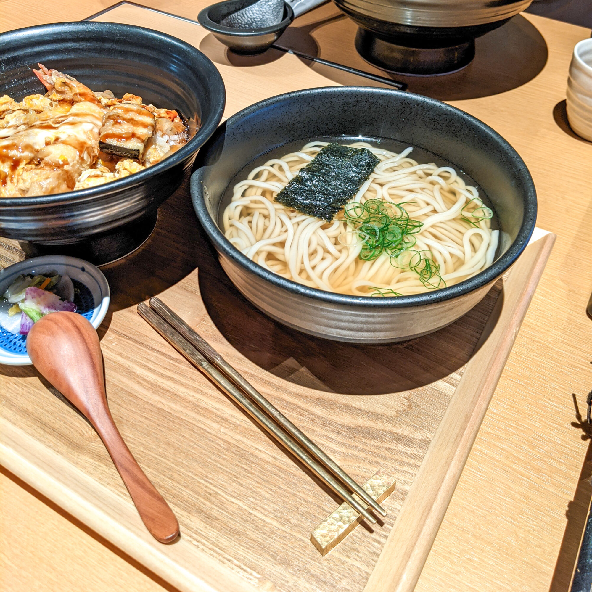 ramen udon soba chopsticks japanese food